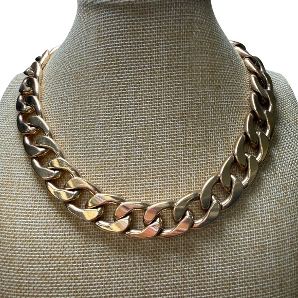 Guess Jewelry - Guess Chain Necklace Gold Statement Chunky Bold Chic